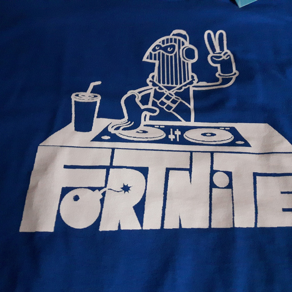 Fortnite DJ t-shirt NWT - Picture 2 of 3